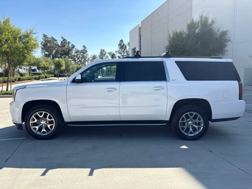 2020 Gmc Yukon XL SLT photo 1