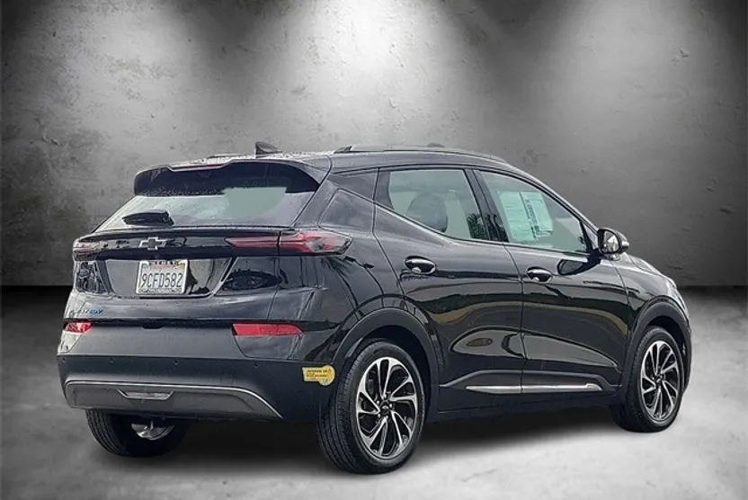 2022 Chevrolet Bolt EUV Premier photo 1