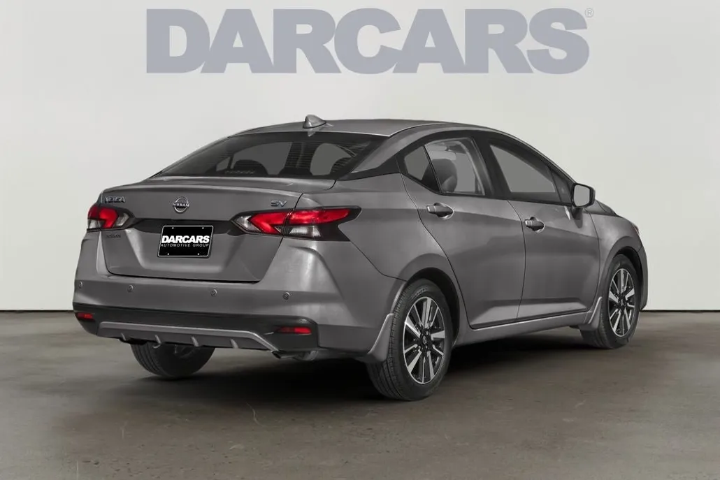 2025 Nissan Versa 1.6 SV photo 1
