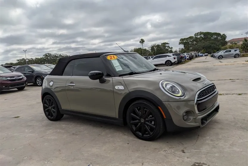 2021 Mini Cooper S Convertible photo 1