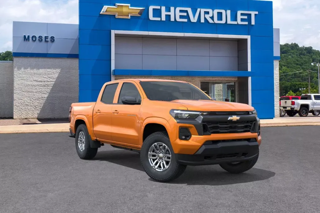 2026 Chevrolet Colorado LT photo 1