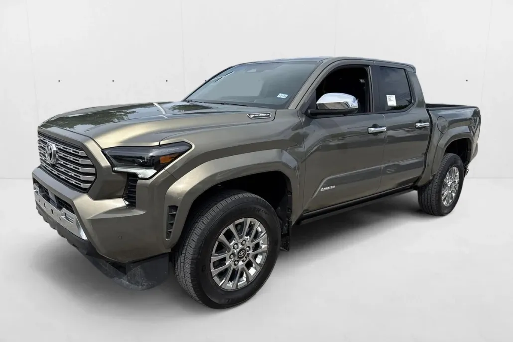 2024 Toyota Tacoma Limited photo 1