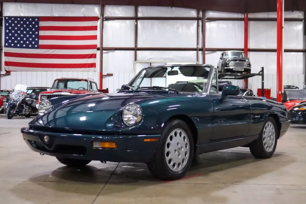 1992 Alfa Romeo Spider VELOCE photo 1