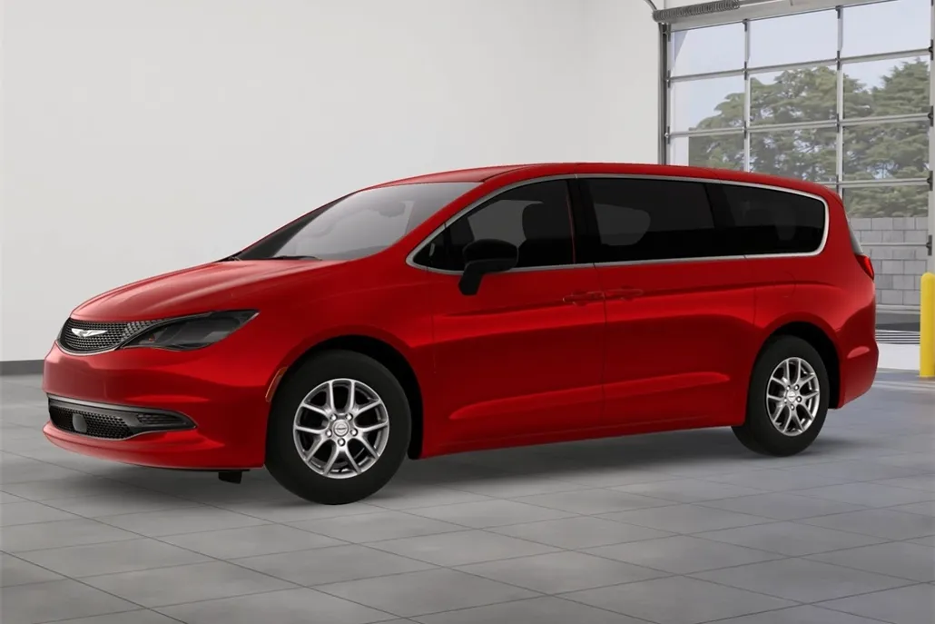 2026 Chrysler Voyager LX photo 1
