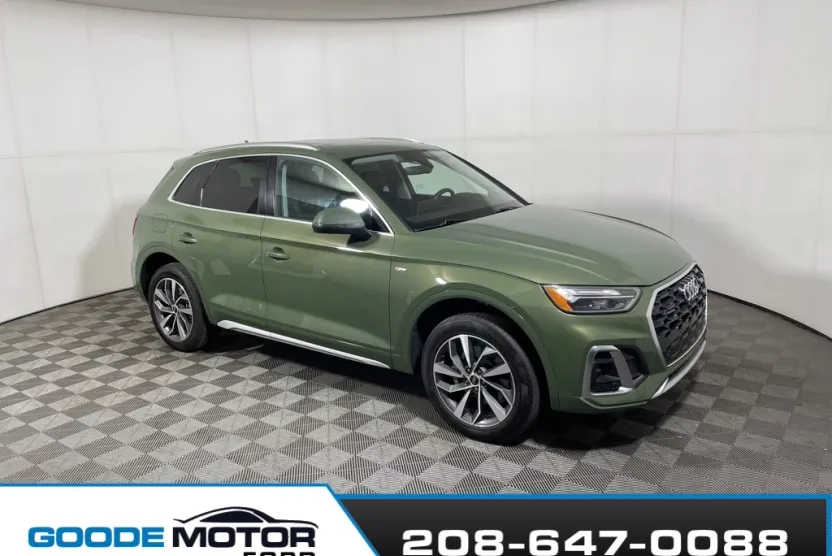 2024 Audi Q5 45 S line Premium photo 1