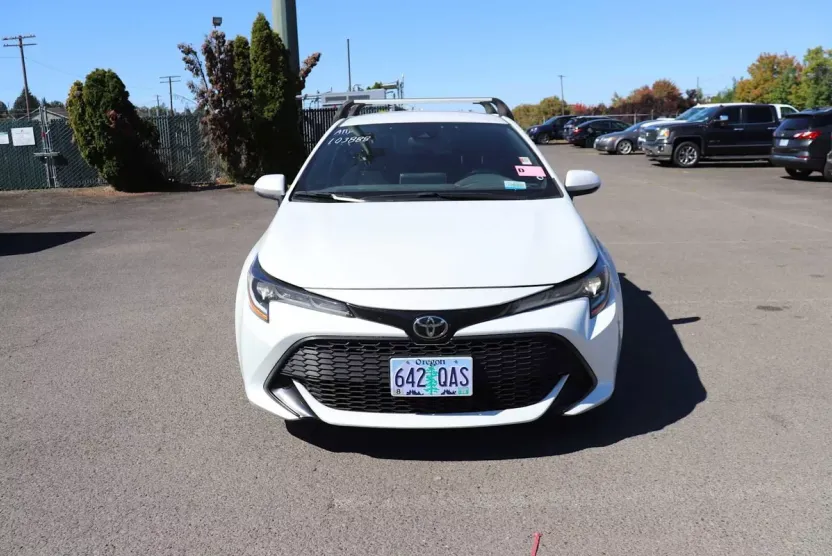 2021 Toyota Corolla SE photo 1