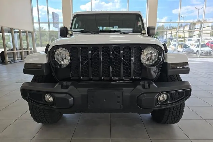 2021 Jeep Gladiator Sport photo 1