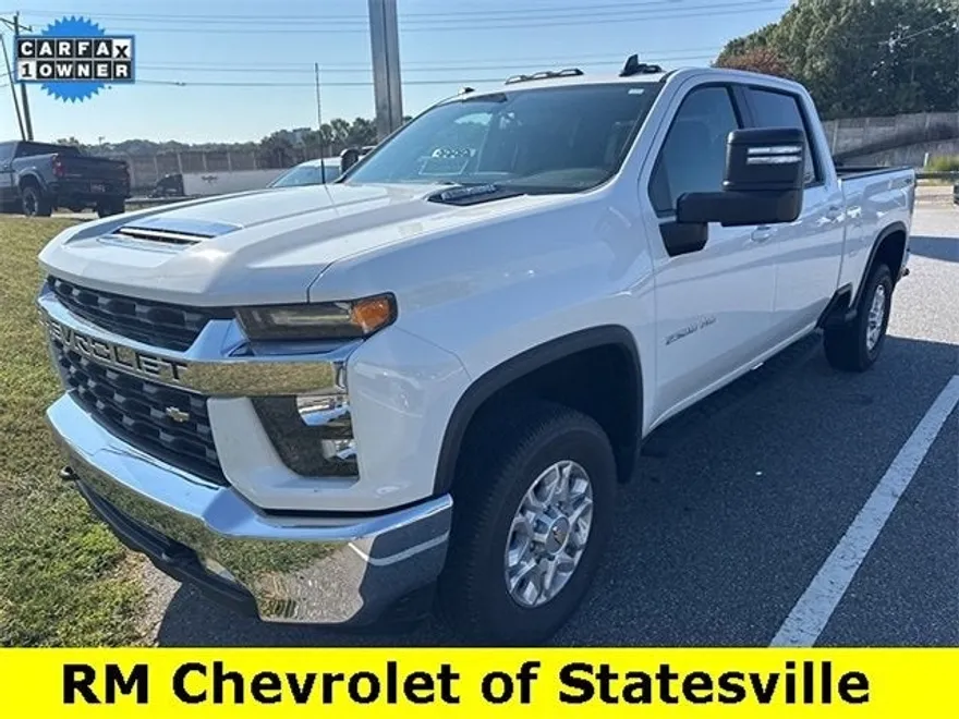 2023 Chevrolet Silverado 2500HD LT photo 1