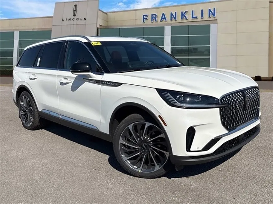 2025 Lincoln Aviator Reserve photo 1