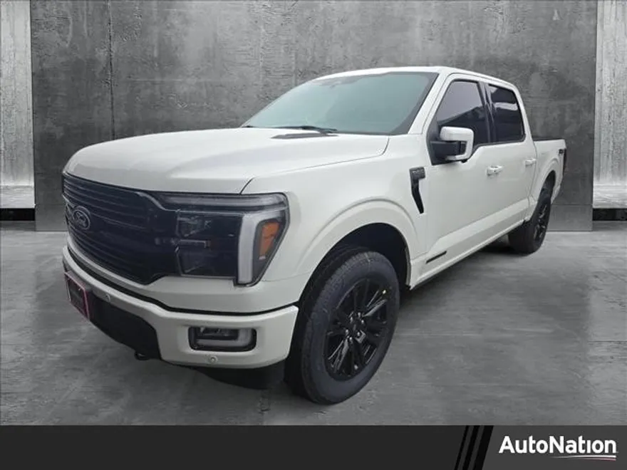 2025 Ford F-150 Platinum photo 1