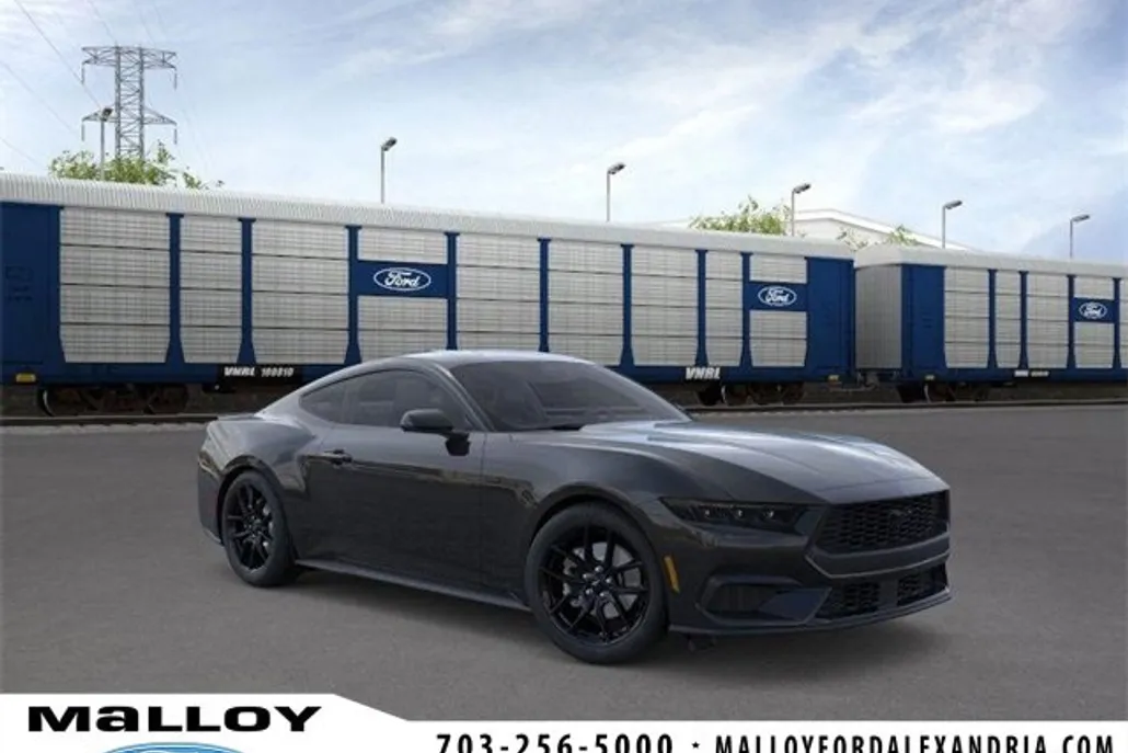 2025 Ford Mustang EcoBoost photo 1
