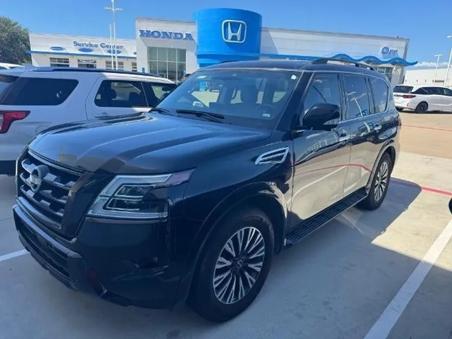 2023 Nissan Armada SL photo 1