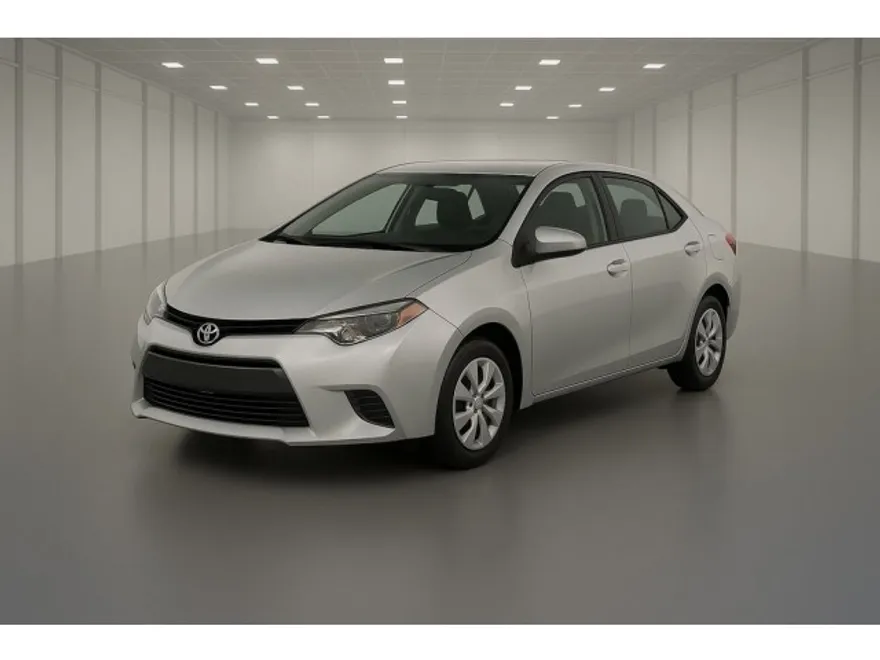 2014 Toyota Corolla LE photo 1
