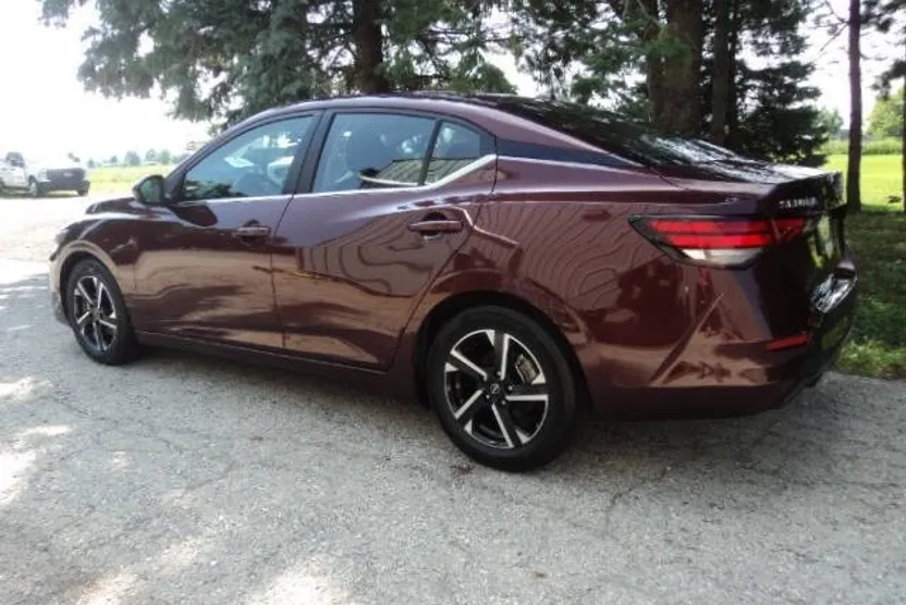 2024 Nissan Sentra SV photo 1
