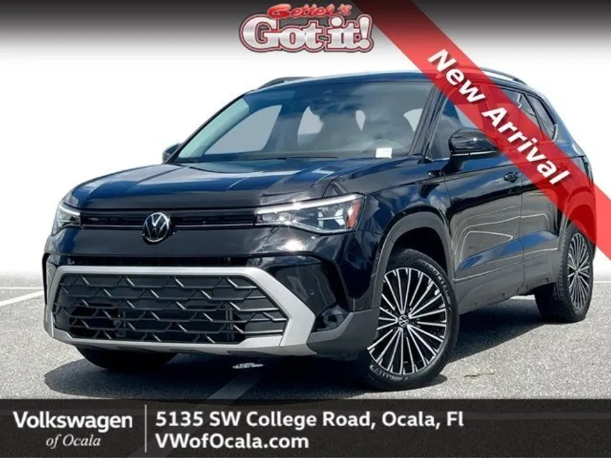 2025 Volkswagen Taos SE photo 1