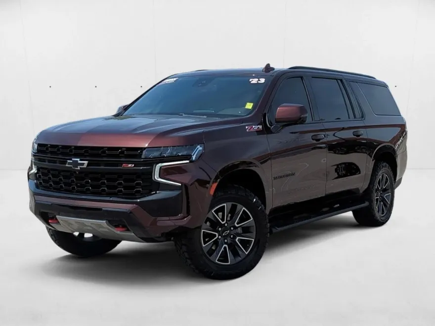 2023 Chevrolet Suburban Z71 photo 1