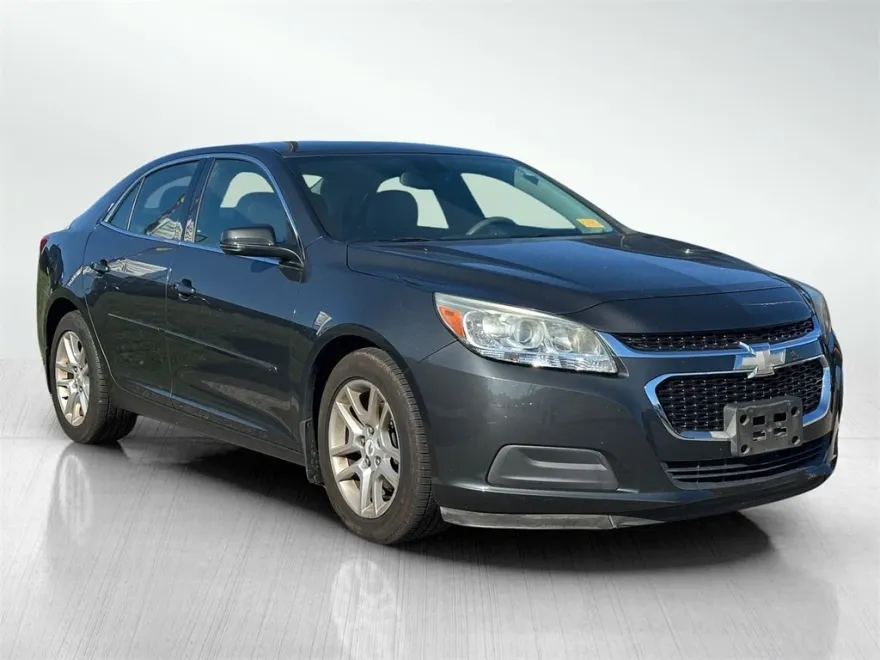 2014 Chevrolet Malibu 1LT photo 1