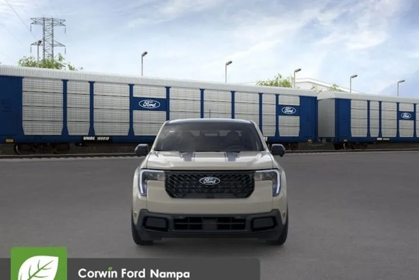 2025 Ford Maverick Lariat photo 1