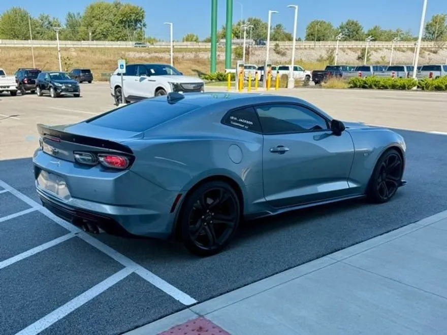 2023 Chevrolet Camaro 2SS photo 1