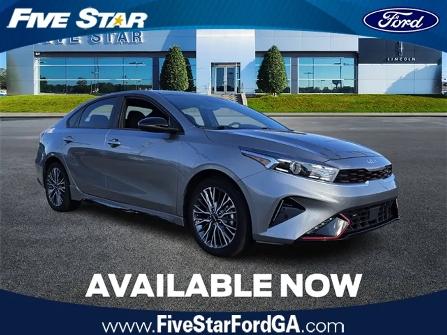 2023 Kia Forte GT-Line photo 1