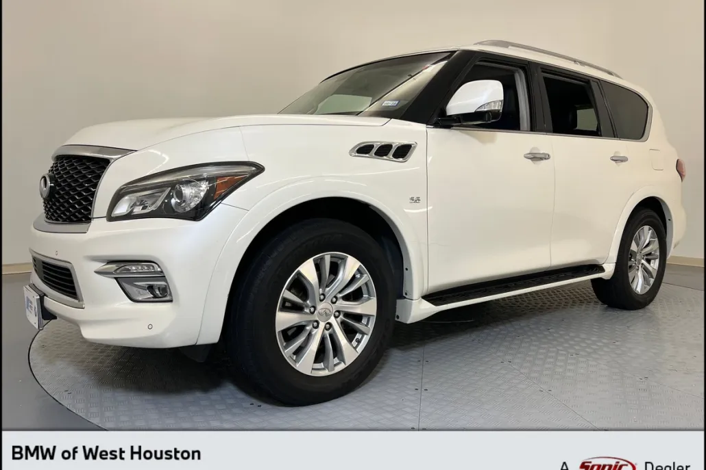 2017 Infiniti QX80 photo 1