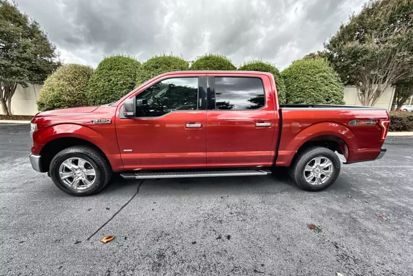 2016 Ford F-150 XLT photo 1