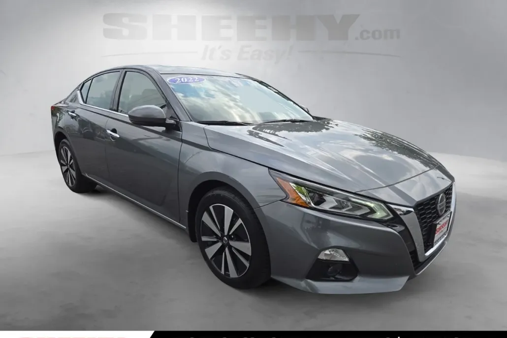 2022 Nissan Altima 2.5 SL photo 1