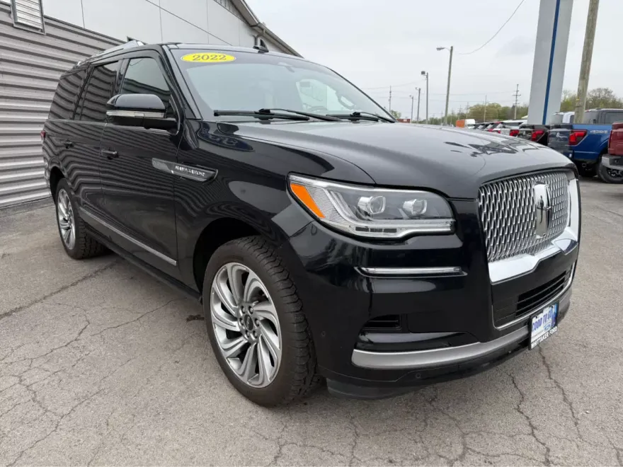 2022 Lincoln Navigator Reserve photo 1