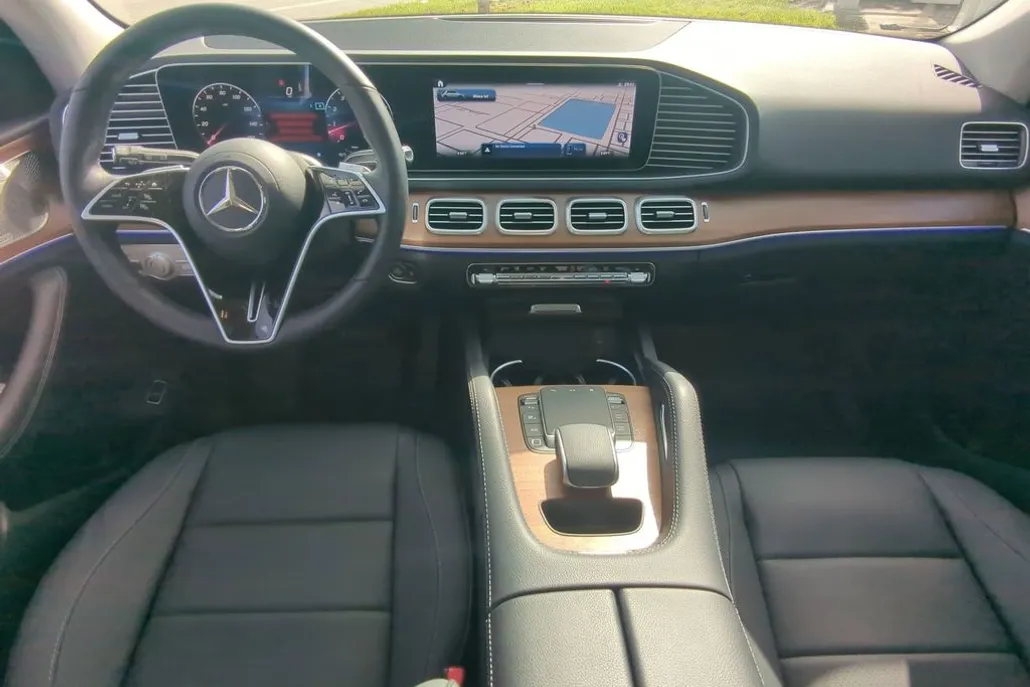2025 Mercedes Benz GLE 350 4MATIC photo 1