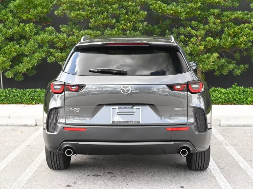 2025 Mazda CX-50 2.5 S Preferred photo 1
