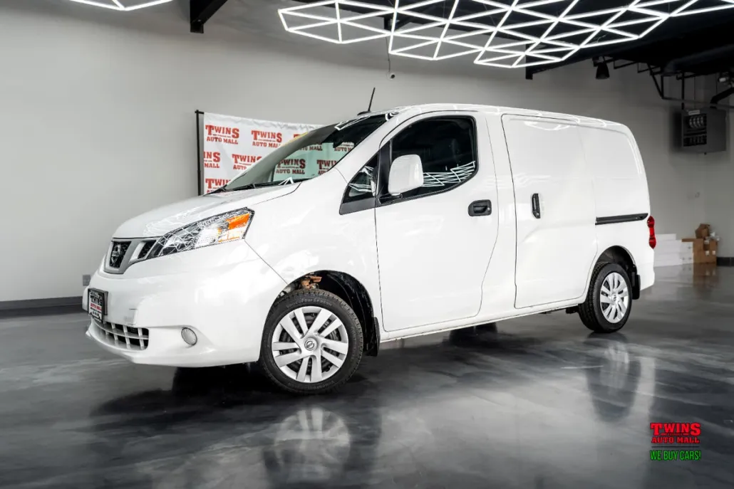2021 Nissan NV200 SV photo 1