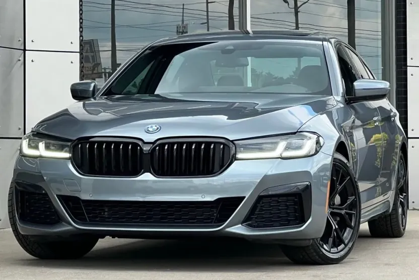 2022 Bmw 530e photo 1