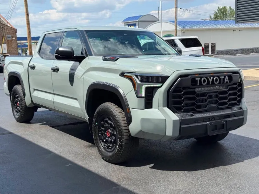 2022 Toyota Tundra CrewMax TRD Pro photo 1