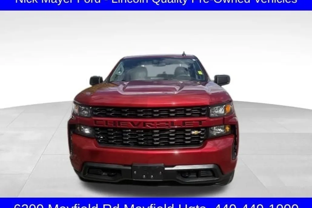 2019 Chevrolet Silverado 1500 Custom photo 1