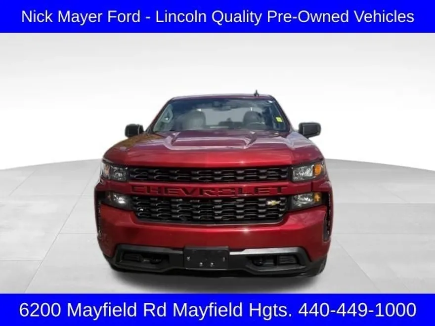 2019 Chevrolet Silverado 1500 Custom photo 1