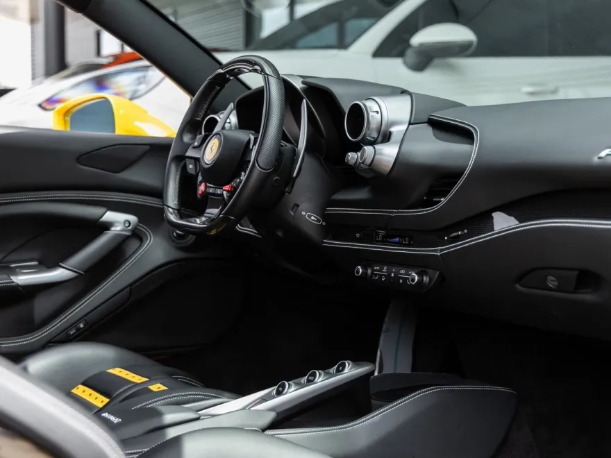 2021 Ferrari F8 Tributo Base photo 44