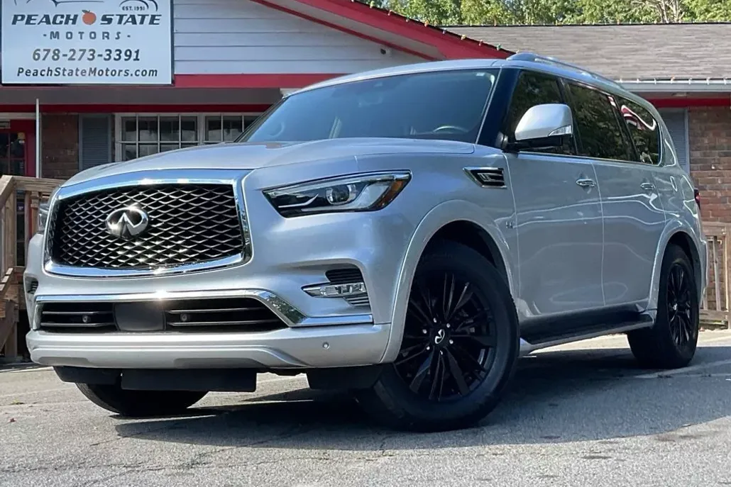 2020 Infiniti QX80 Luxe photo 1