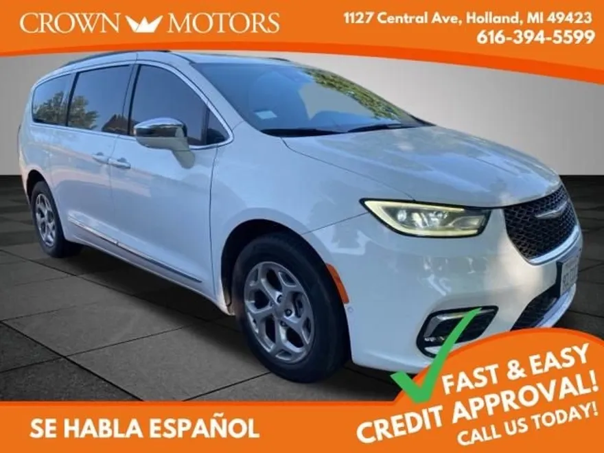 2022 Chrysler Pacifica Limited photo 1