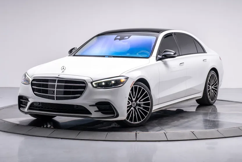 2024 Mercedes Benz S 4MATIC 580 photo 1
