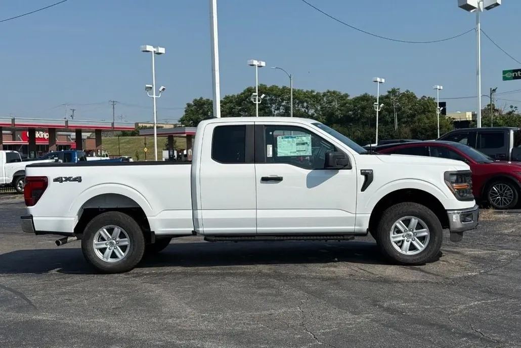 2025 Ford F-150 XL photo 1