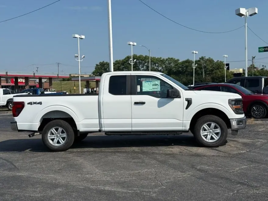 2025 Ford F-150 XL photo 1