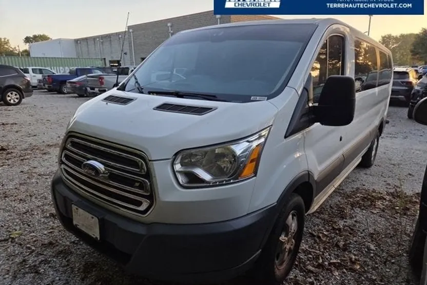 2017 Ford Transit photo 1