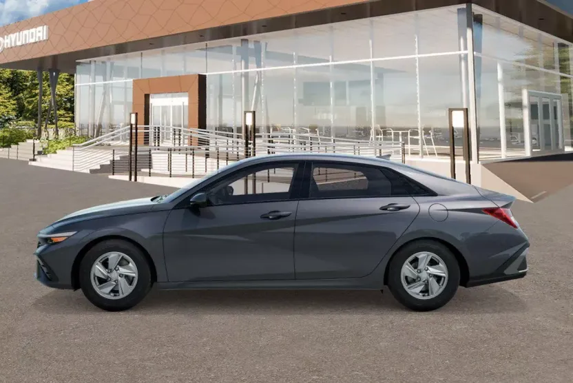 2025 Hyundai Elantra SE photo 1