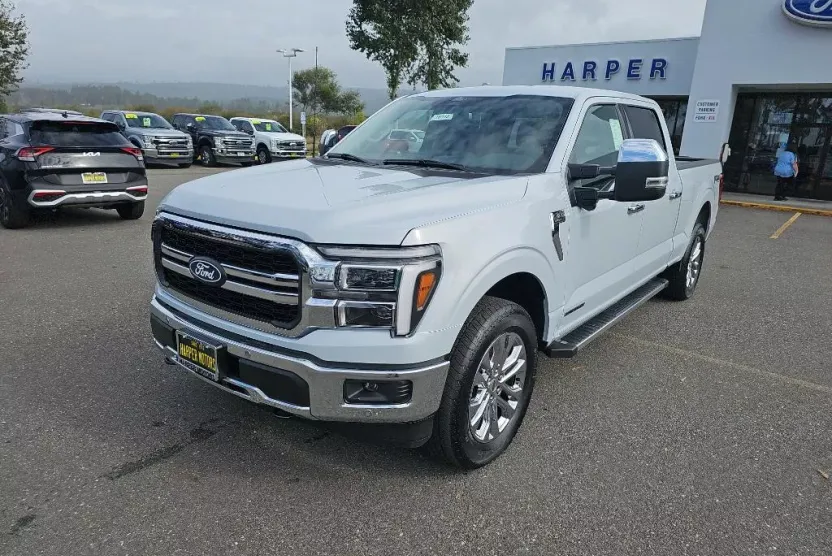 2025 Ford F-150 Lariat photo 1