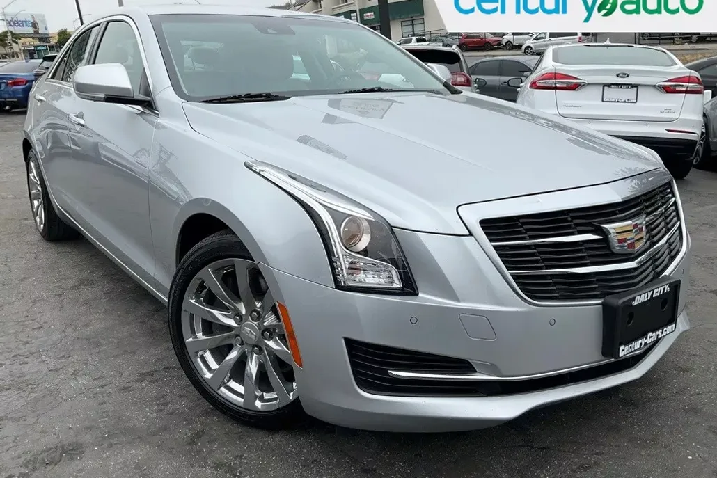 2017 Cadillac ATS Luxury photo 1