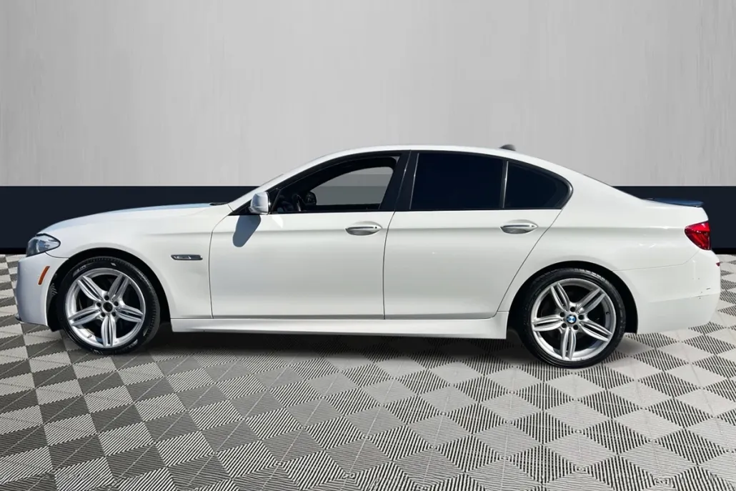 2013 Bmw 535i xDrive photo 1