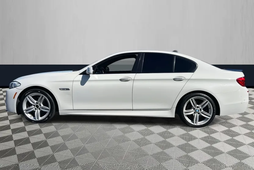 2013 Bmw 535i xDrive photo 1