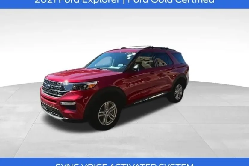 2021 Ford Explorer XLT photo 1
