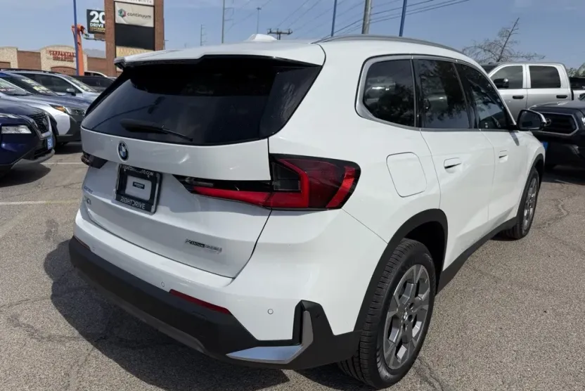 2023 Bmw X1 XDrive28i photo 1