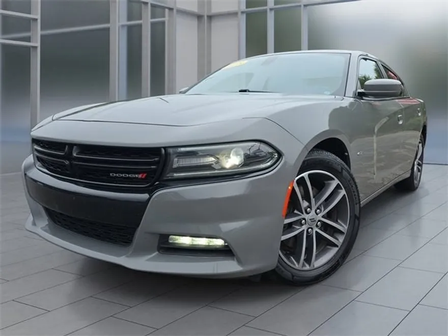 2018 Dodge Charger GT photo 1